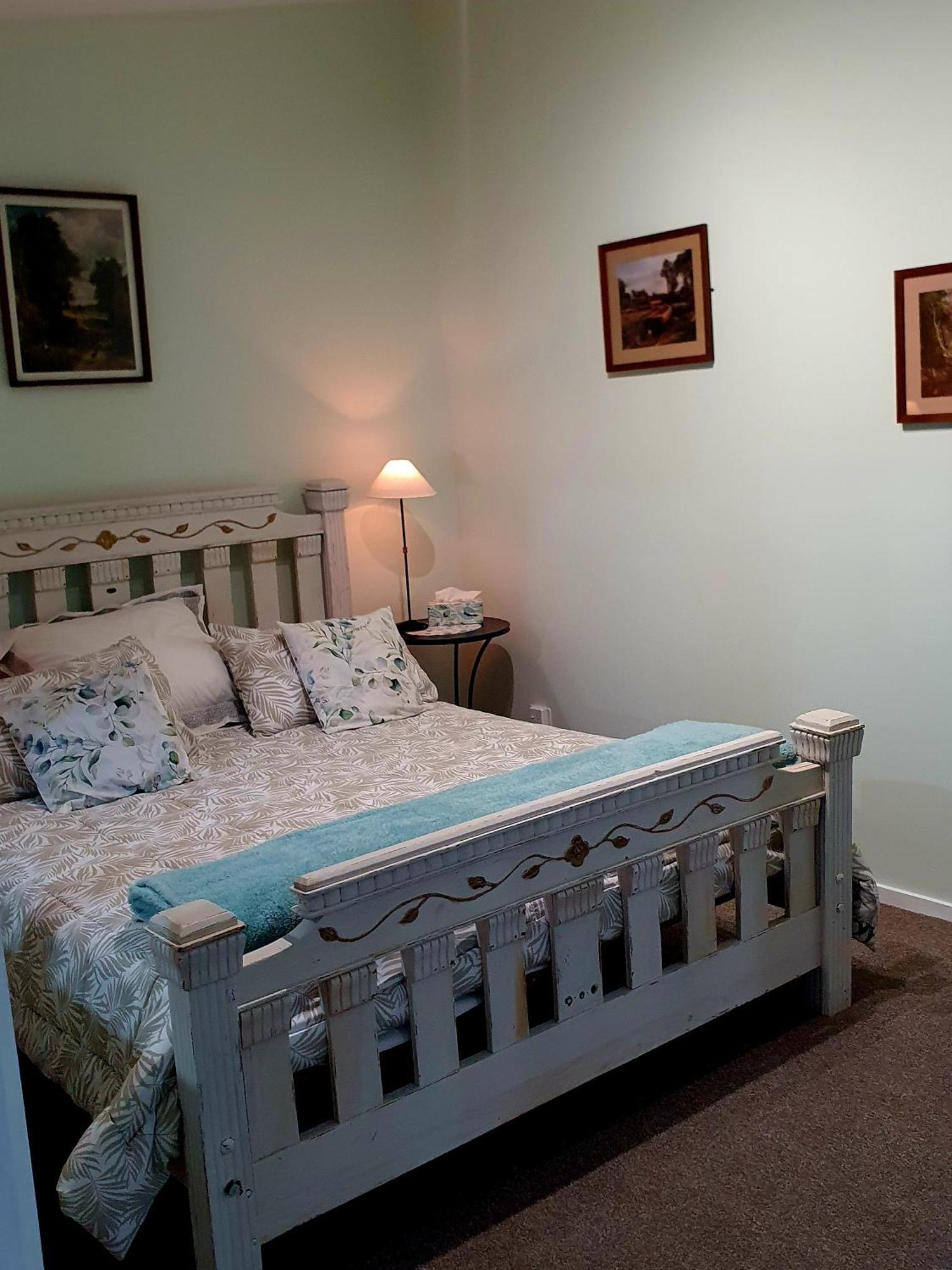 The Old Dairy Factory Bed & Breakfast Norsewood Exterior photo